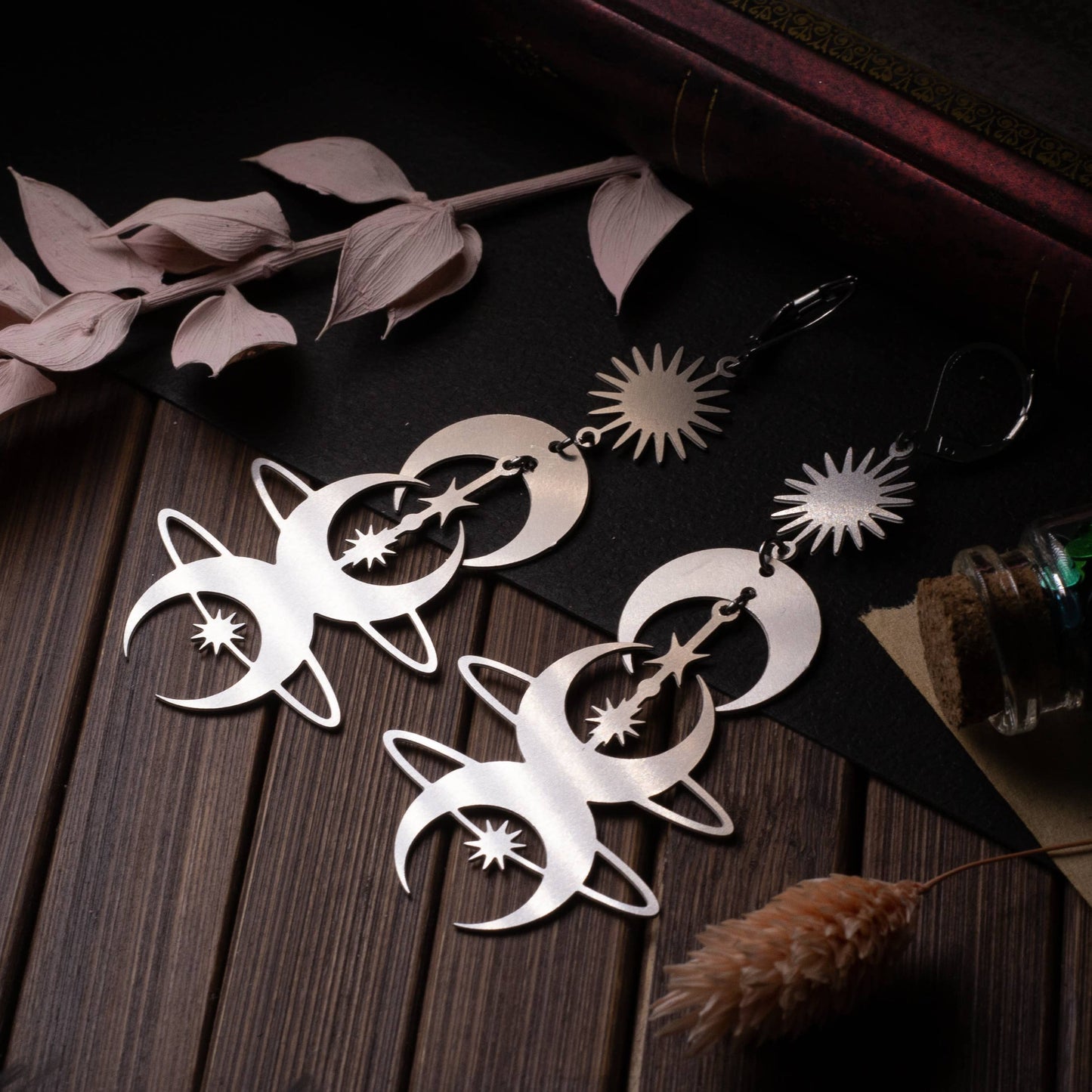 Boucles d'oreilles lune - géométrique céleste en acier